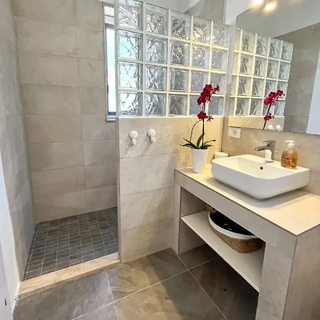 Casa de hóspedes Mayana Sicily - The 3*